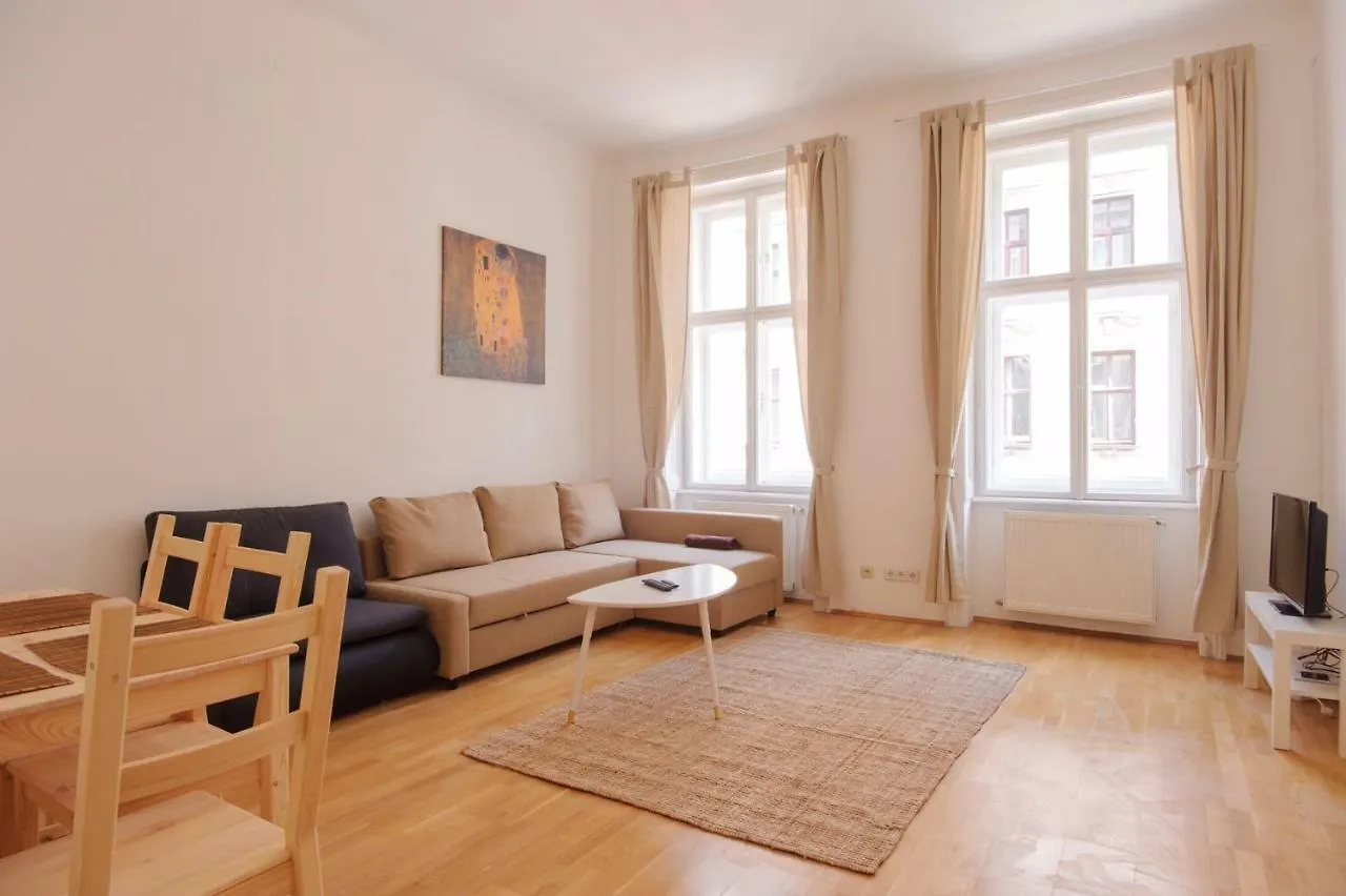 Vcr - Landstrasse Hotel Vienna Apartment