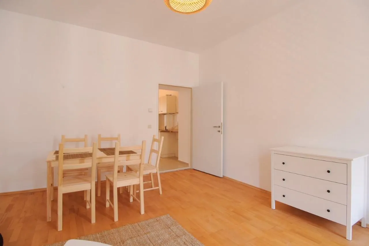 Vcr - Landstrasse Hotel Vienna Apartment
