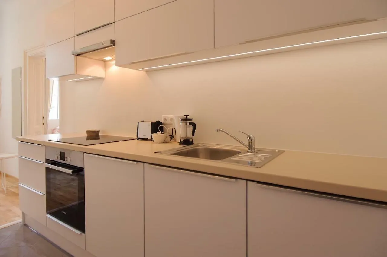 Vcr - Landstrasse Hotel Vienna Apartment